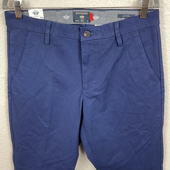 NWT Dockers Slim Fit Flexible Waistband Workday Khaki Pants Blue Office 31 x 30 - Picture 4 of 16